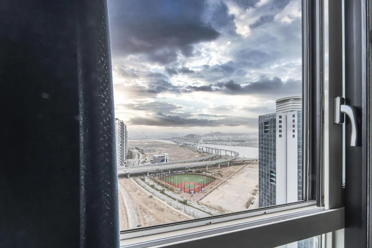 The November Stay In Landmark Incheon 3*,