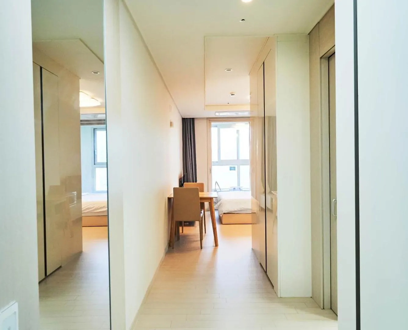 The November Stay In Landmark Incheon Aparthotel