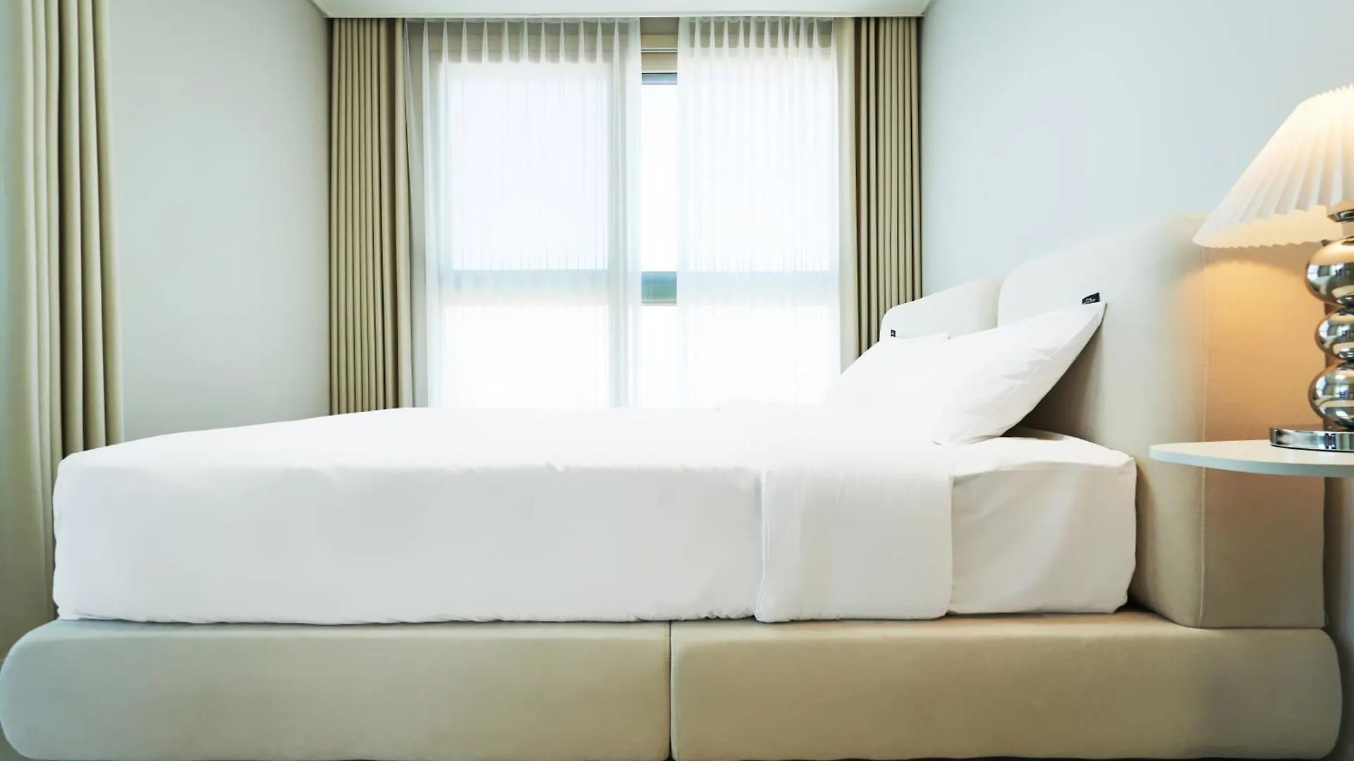 *** Aparthotel The November Stay In Landmark Incheon South Korea