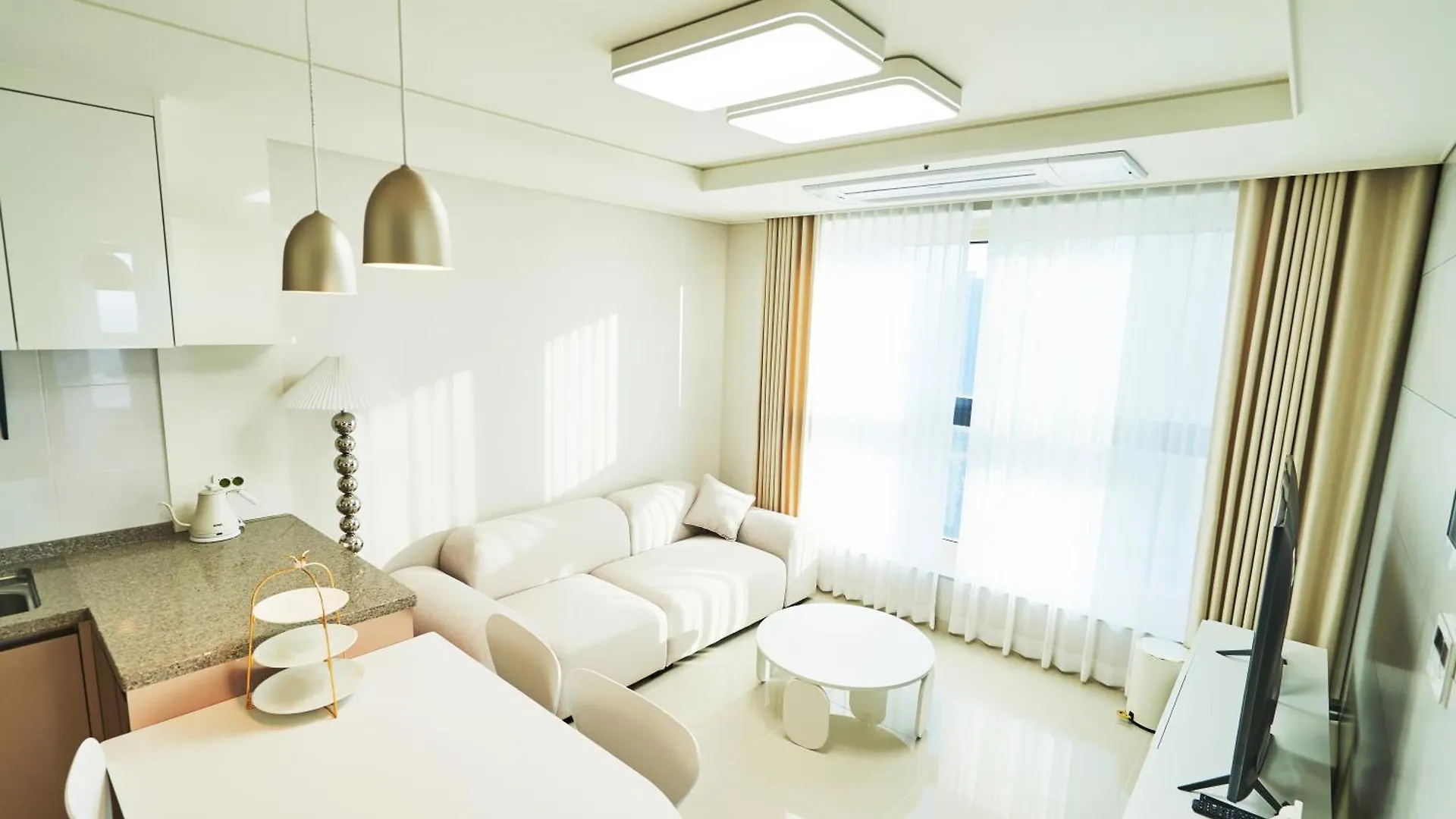 The November Stay In Landmark Incheon Aparthotel