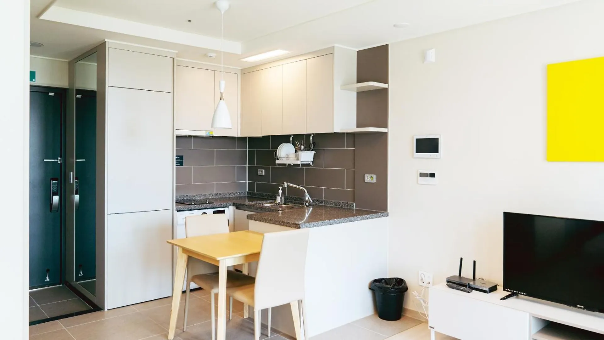 *** Aparthotel The November Stay In Landmark Incheon South Korea