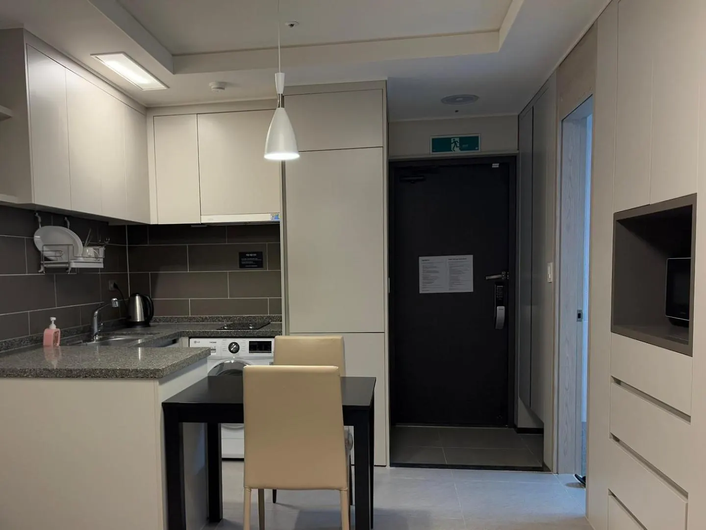 *** Aparthotel The November Stay In Landmark Incheon South Korea