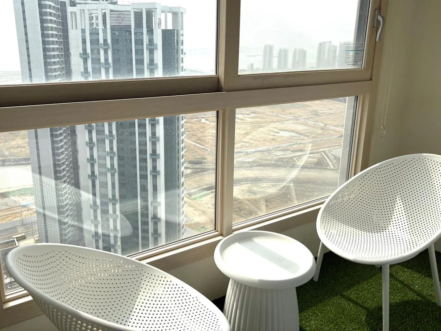 The November Stay In Landmark Incheon Aparthotel