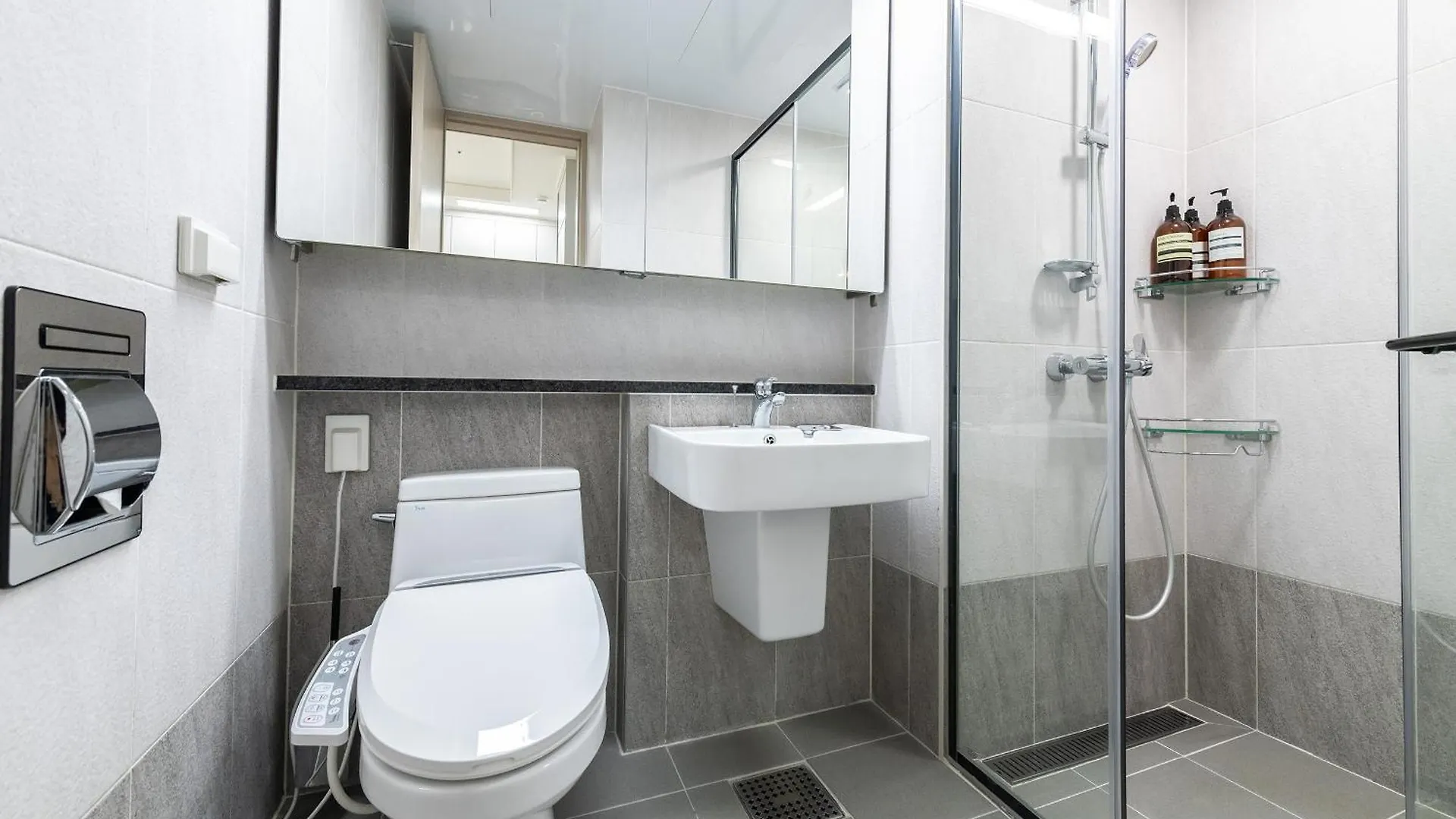 더노벰버스테이 인 랜드마크 인천 아파트호텔