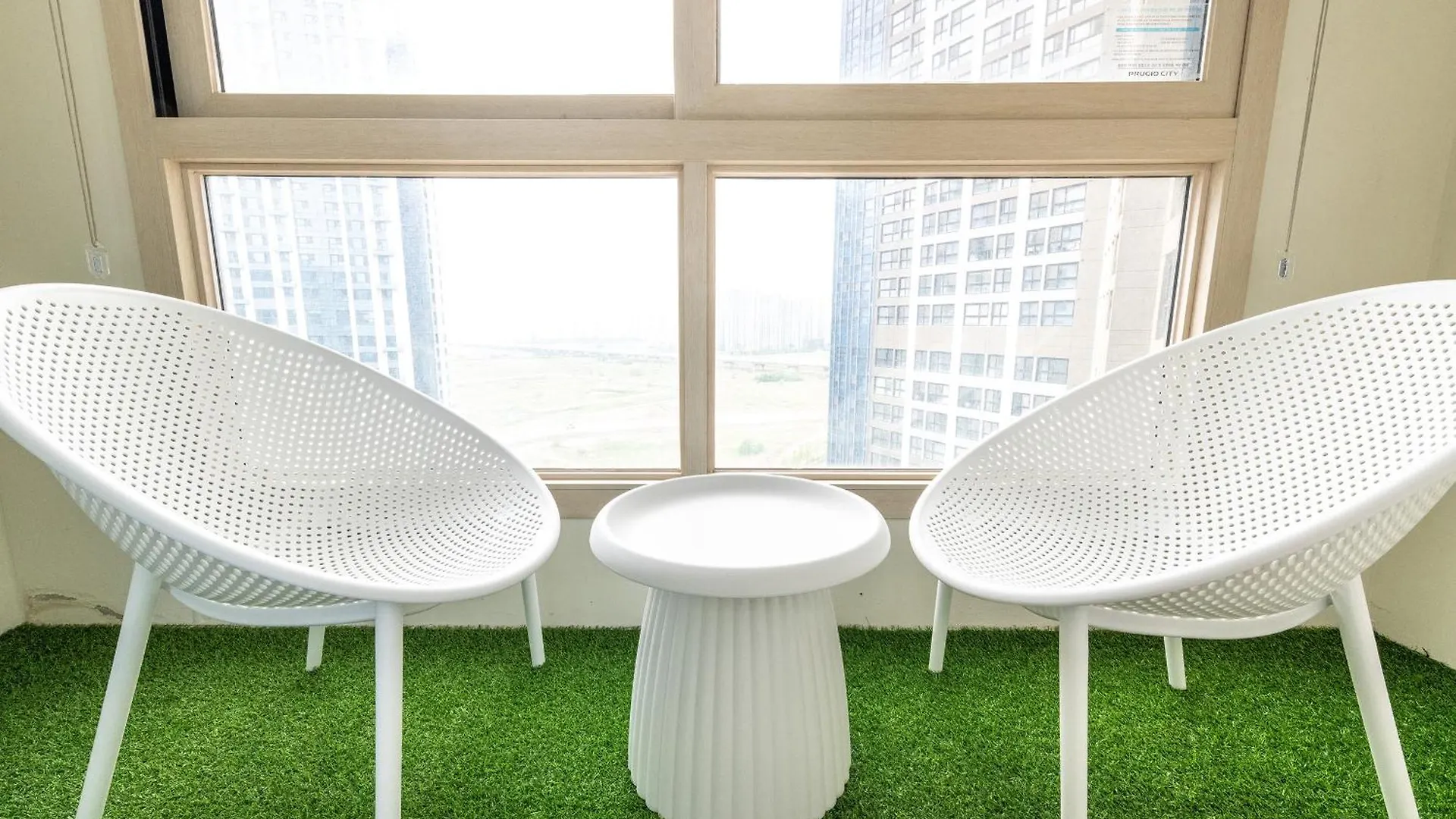 The November Stay In Landmark Incheon