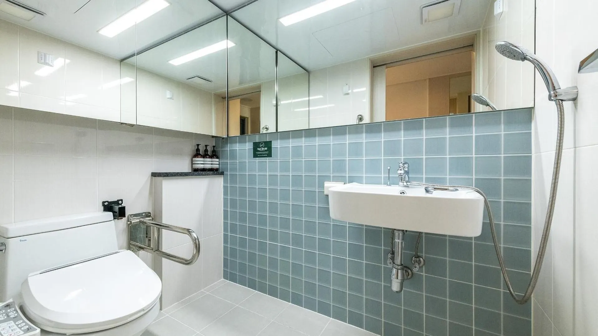 Aparthotel The November Stay In Landmark Incheon