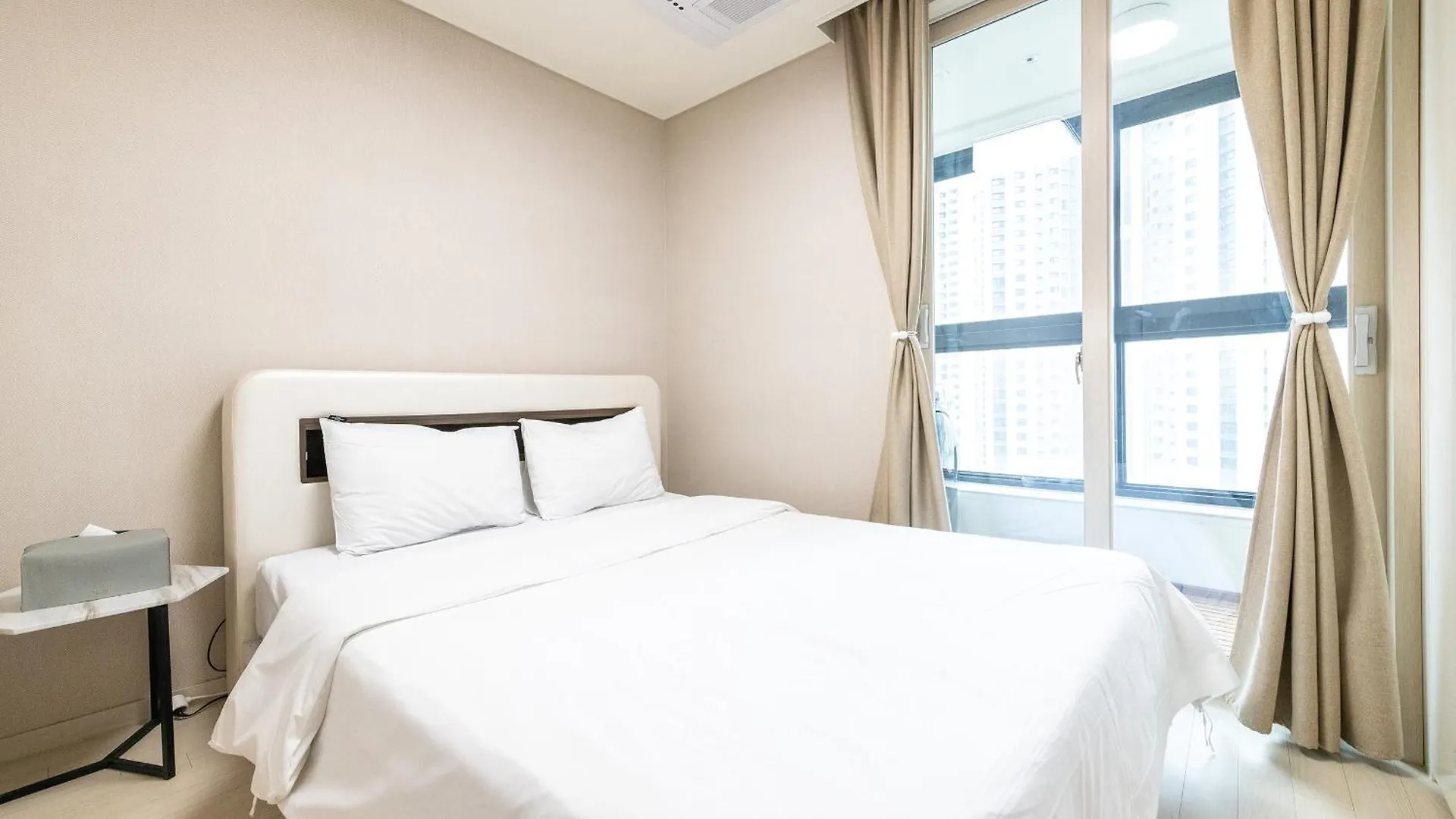 Aparthotel 더 노벰버스테이 인 랜드마크 Incheon