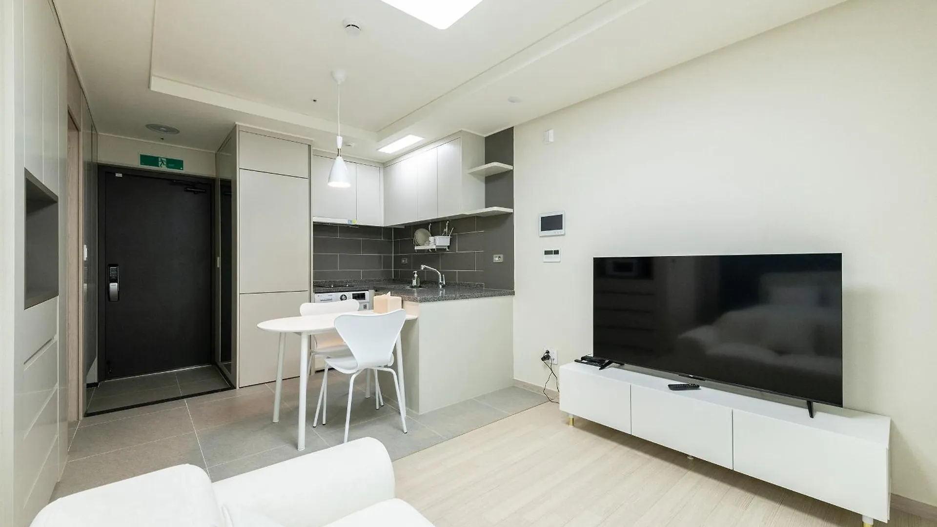 **** Aparthotel The November Stay In Landmark Incheon South Korea