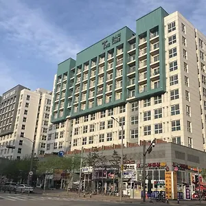 The Time Airport アパートホテル