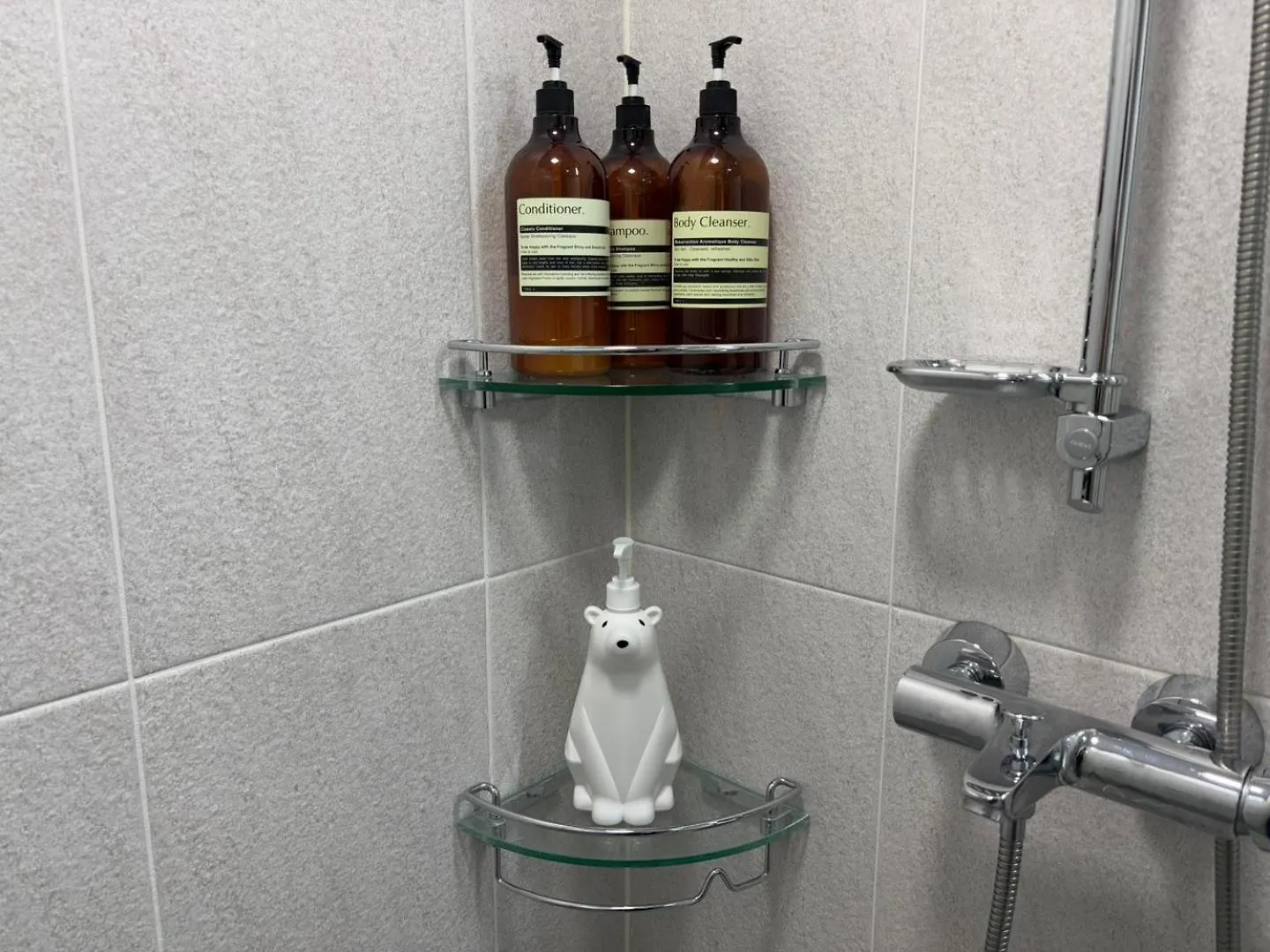 더 노벰버스테이 인 랜드마크 Aparthotel