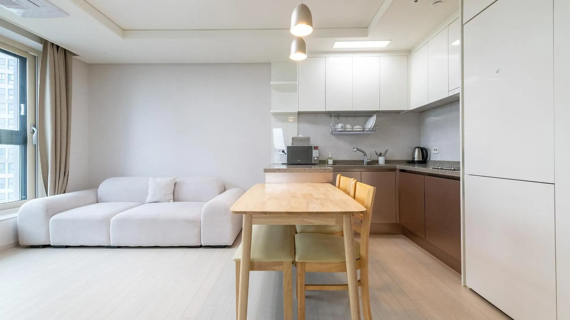 **** Aparthotel 더 노벰버스테이 인 랜드마크 Korsel