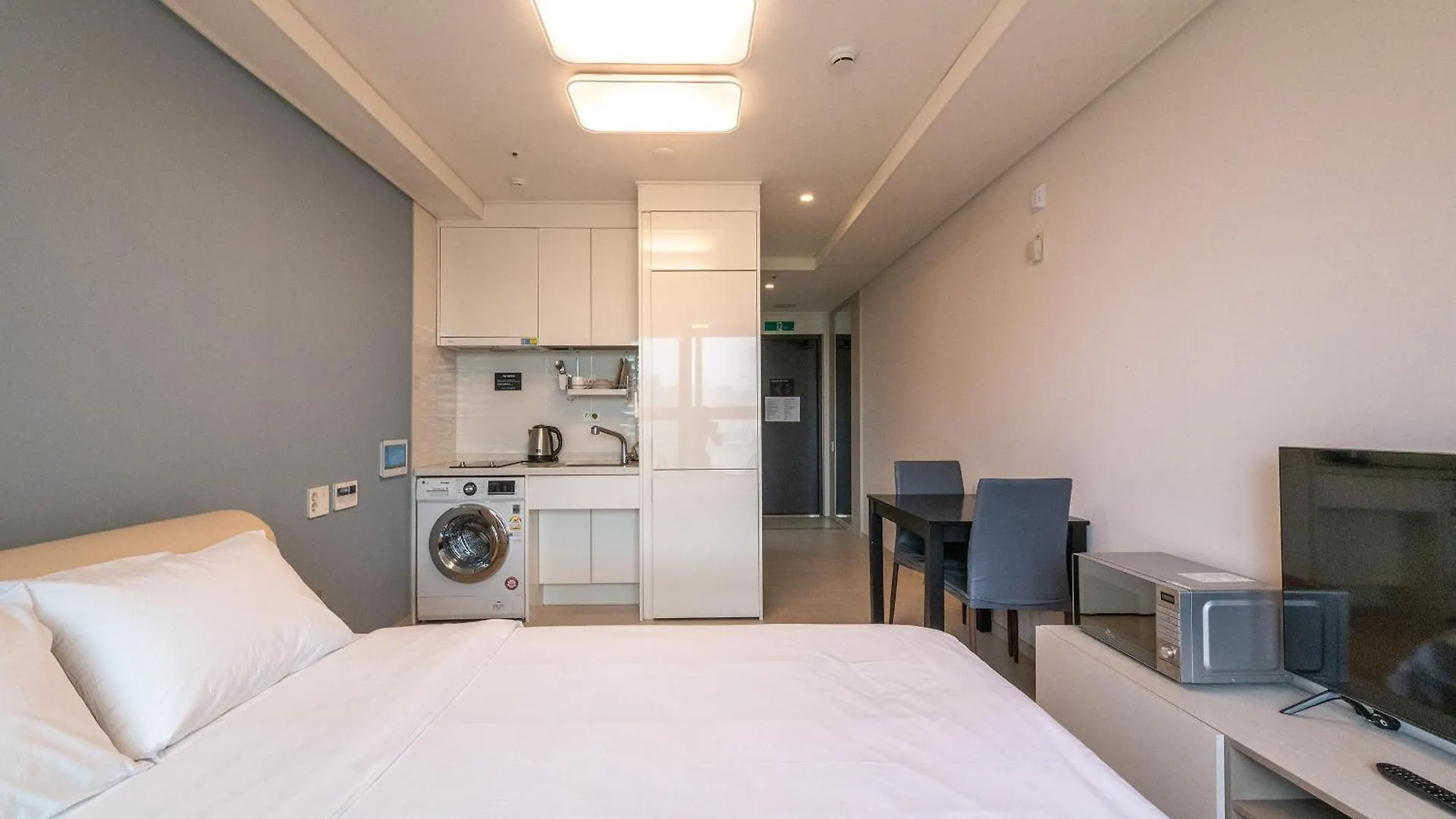 Aparthotel 더 노벰버스테이 인 랜드마크 Incheon